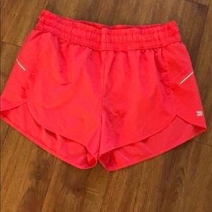 Copy cat Lululemon High rise Hotty hot shorts